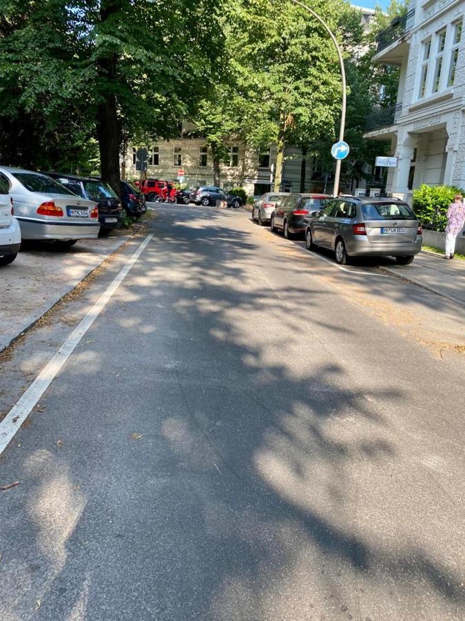 Alster Hamburg - Saniertes Und Mobliertes Apartment Mit Bad Und Kuche Ngoại thất bức ảnh
